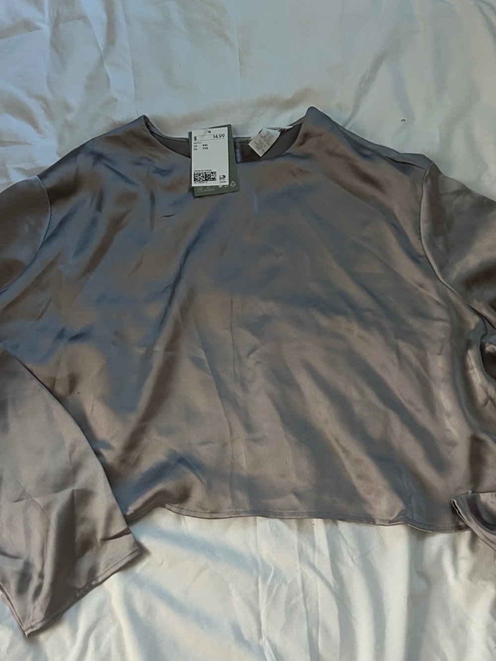 NWT H&M Silky Recycled Polyester Long Sleeved Cropped Blouse / XXL